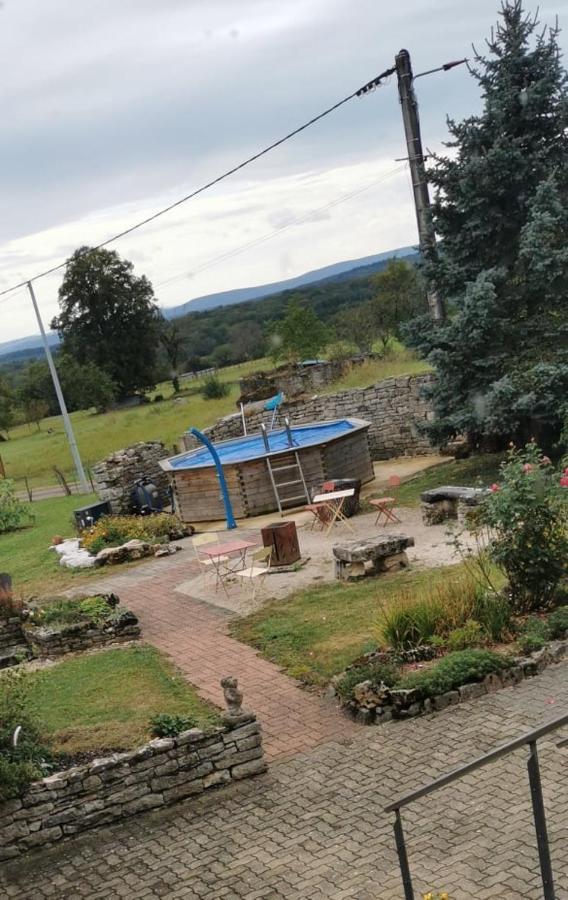 Gites Les Gambes Echenoz-le-Sec Zewnętrze zdjęcie